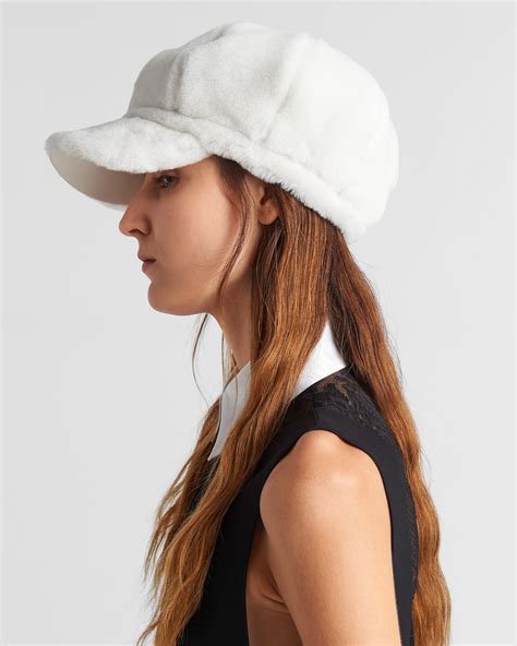 Shearling newsboy cap 